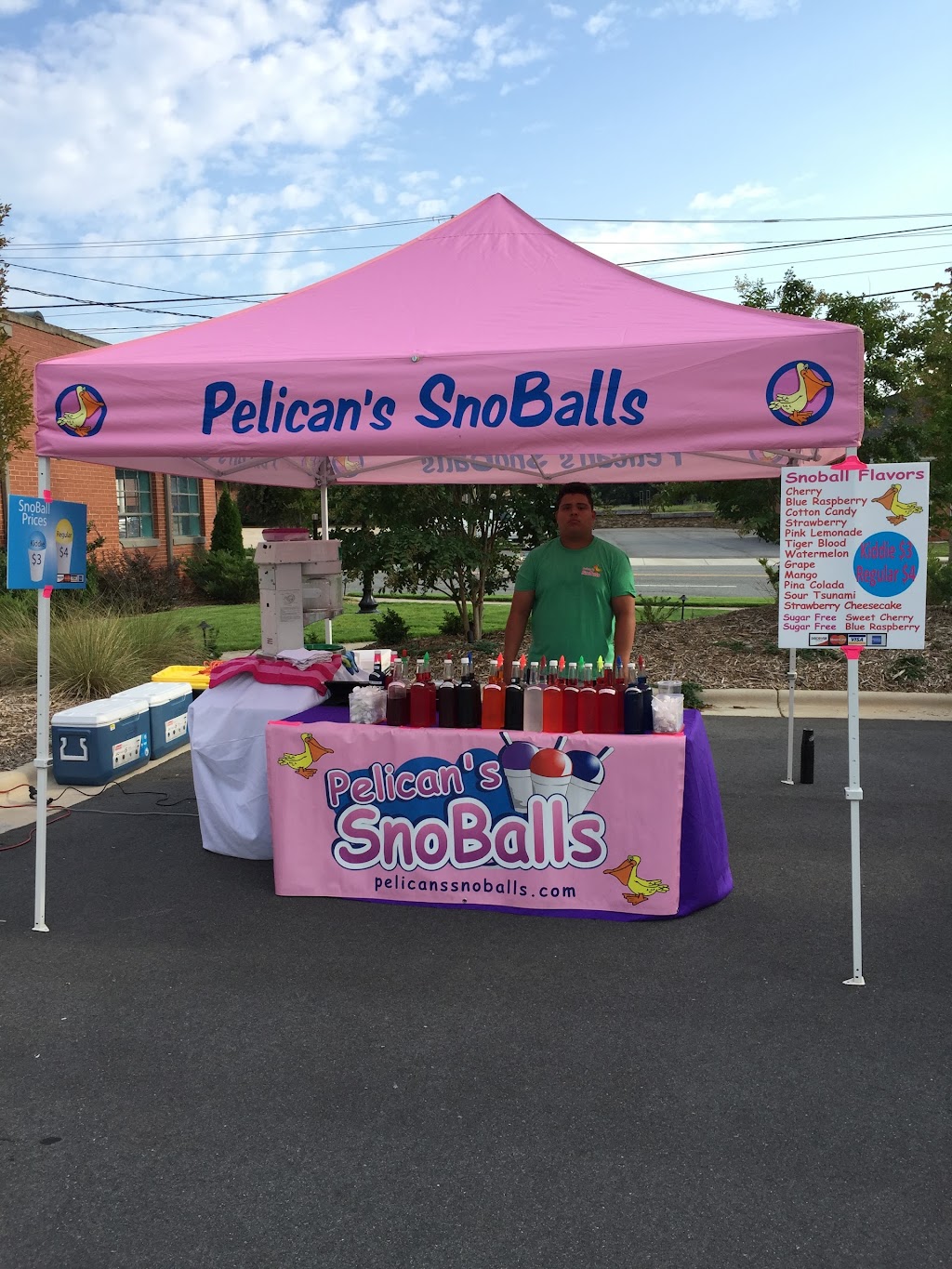 Pelicans SnoBalls of Asheboro | 309 Washington Avenue Dixie Drive / Hwy, 69, Asheboro, NC 27205, USA | Phone: (336) 212-1110