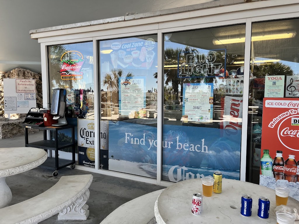 Pilot House on Venice Beach | 101 The Esplanade N, Venice, FL 34285, USA | Phone: (941) 416-3478