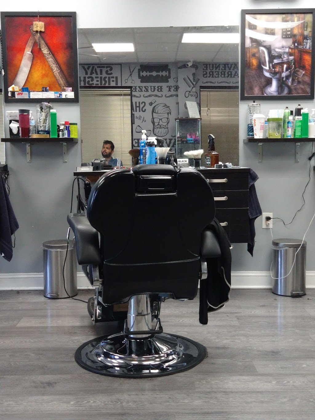 The Avenue Barber Shop | 283 Inman Ave, Colonia, NJ 07067, USA | Phone: (732) 827-5522