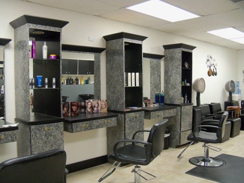 Looking Glass Hair Studio | 241-B N Hampton Rd, DeSoto, TX 75115, USA | Phone: (972) 223-3755