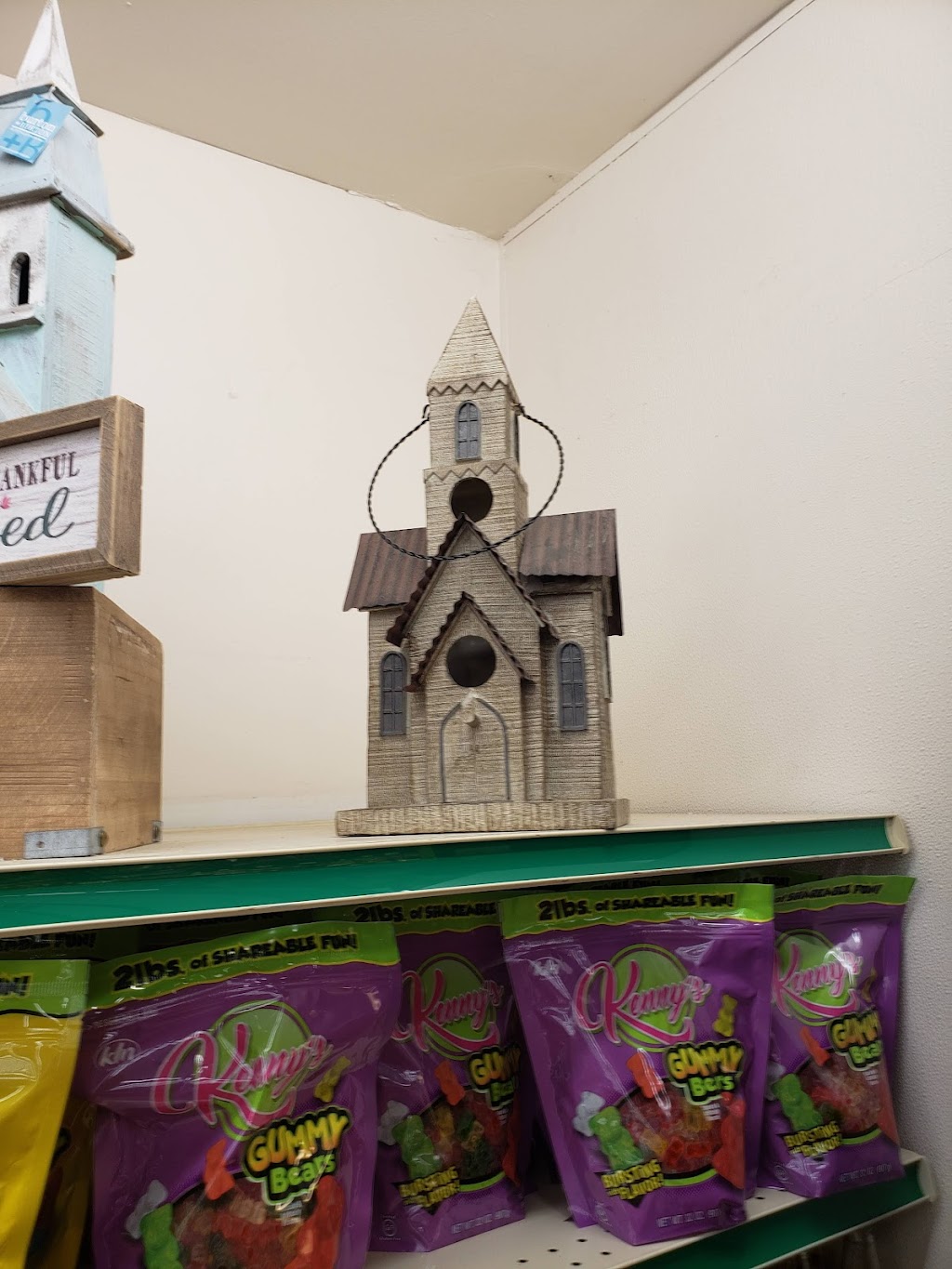 Homeland | 108 S Woody Guthrie St, Okemah, OK 74859, USA | Phone: (918) 623-2171