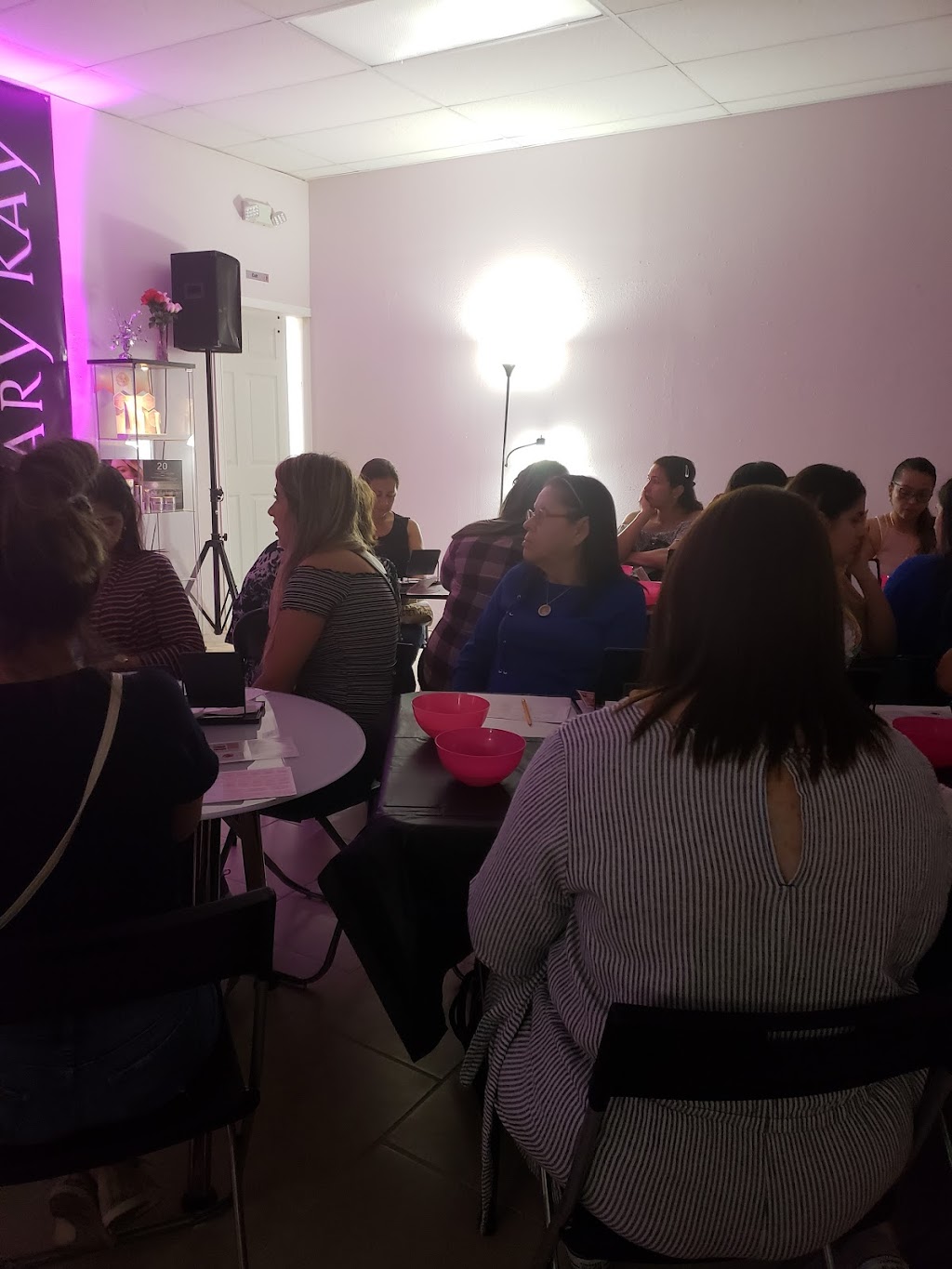 Vida Abundante Orlando | 2132 Central Florida Pkwy c3, Orlando, FL 32837, USA | Phone: (787) 233-3273