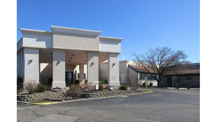 Quality Inn & Suites | 5410 Ridge Ave, Cincinnati, OH 45213 | Phone: (513) 631-8500