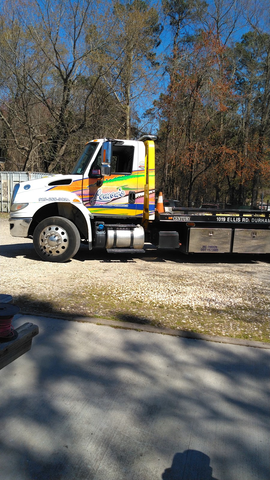 Lemons Wrecker Service | 1019 Ellis Rd, Durham, NC 27703, USA | Phone: (919) 688-3022