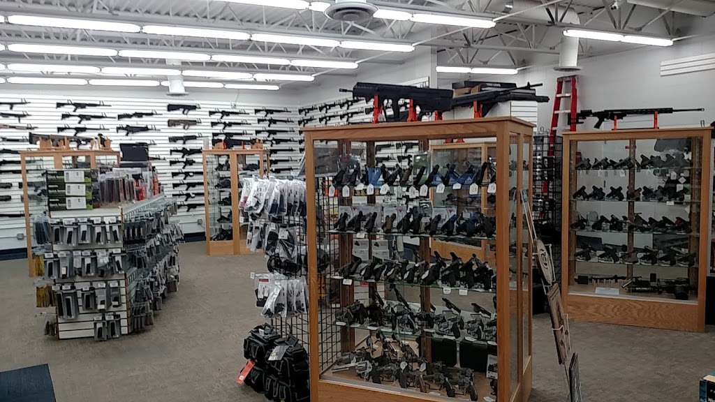 Bills Gun Shop & Range | 3621 88th Ave NE, Circle Pines, MN 55014, USA | Phone: (763) 792-4867