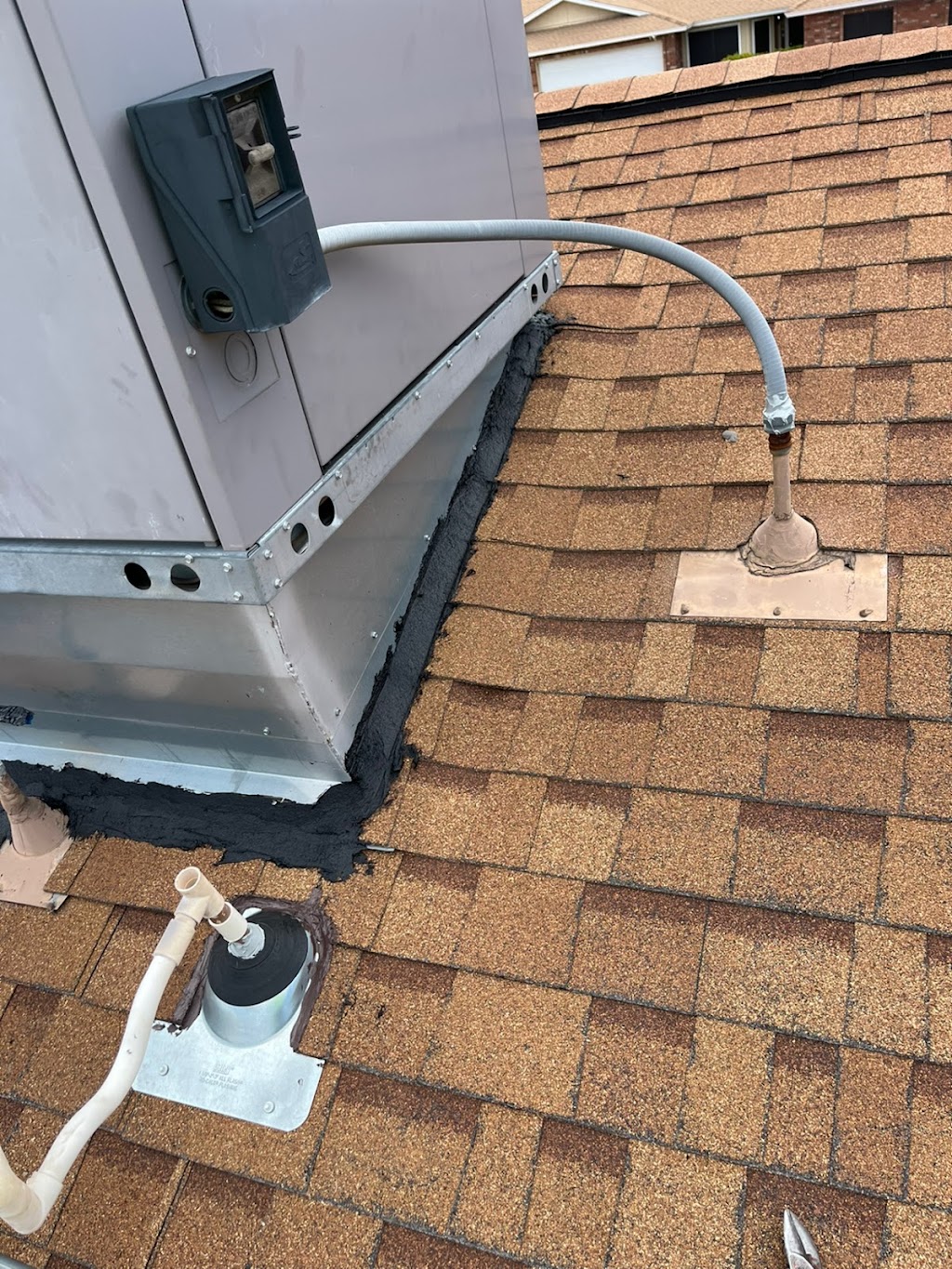 Gorilla Roofing LLC | 8210 W Roosevelt St, Peoria, AZ 85345, USA | Phone: (480) 267-2416