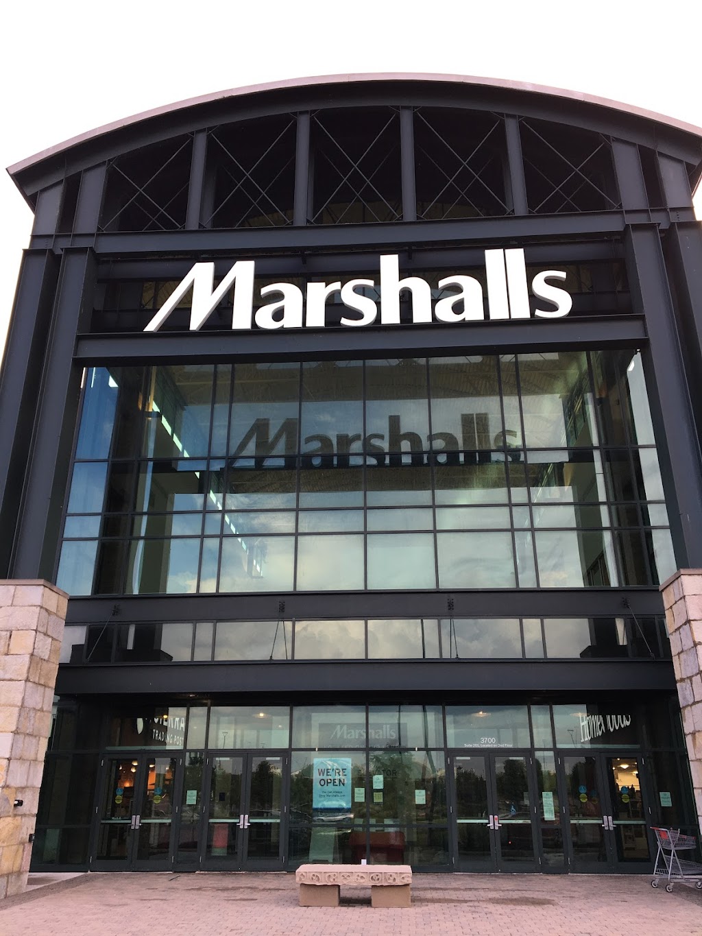 Marshalls | 3700 Easton Market, Columbus, OH 43219, USA | Phone: (614) 478-3683