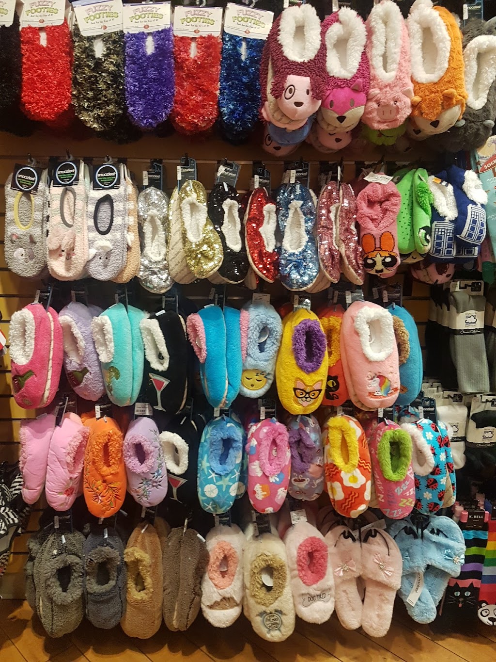 Los Angeles Sock Market | 1000 Universal Center Dr #140, Universal City, CA 91608, USA | Phone: (818) 509-1340