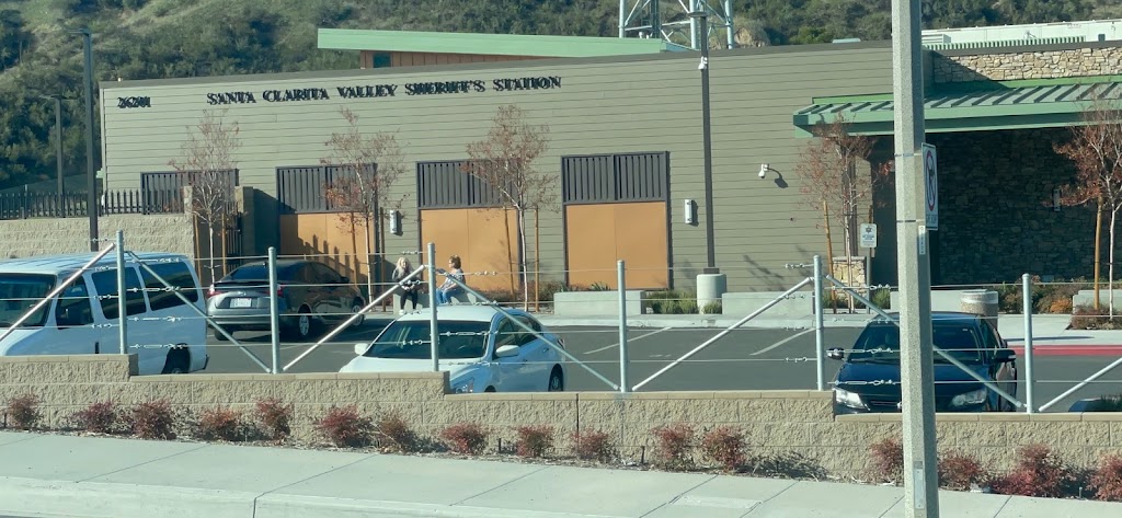 Santa Clarita Sheriffs Station | 26201 Golden Valley Rd, Santa Clarita, CA 91350, USA | Phone: (661) 260-4000