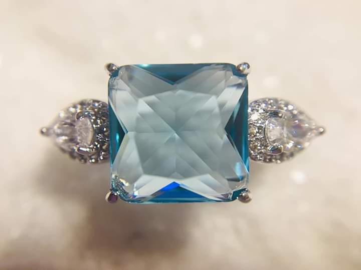 Tonyas jewelious Ring Bombs | 160 Landmark Ct, Shepherdsville, KY 40165, USA | Phone: (502) 492-3544