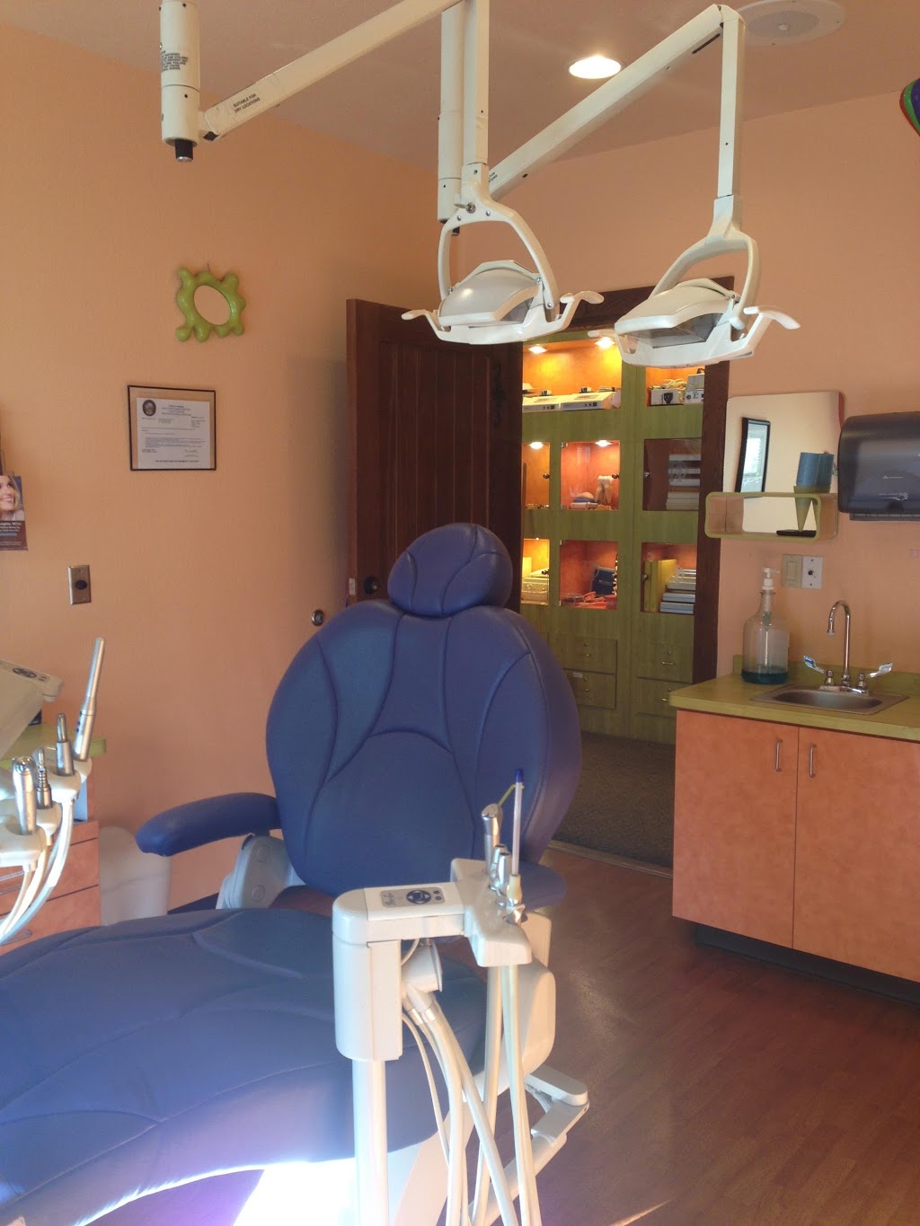 Dental Implant Institute | 6170 W Desert Inn Rd, Las Vegas, NV 89146, USA | Phone: (702) 936-6814