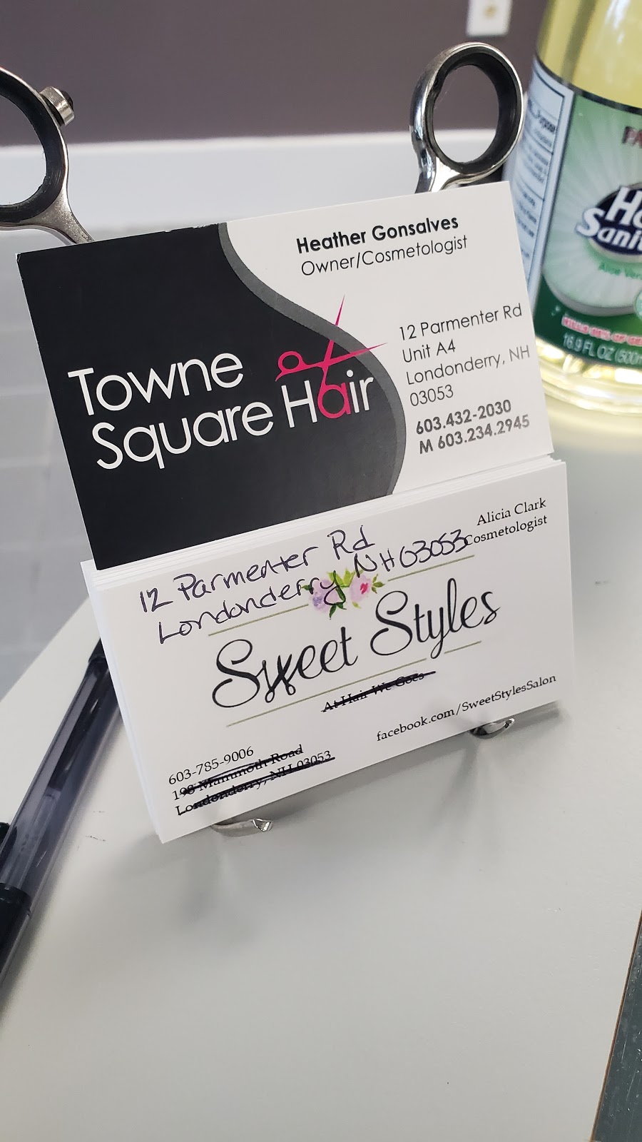 Towne Square Hair | 12 Parmenter Rd UNIT A4, Londonderry, NH 03053, USA | Phone: (603) 234-2945