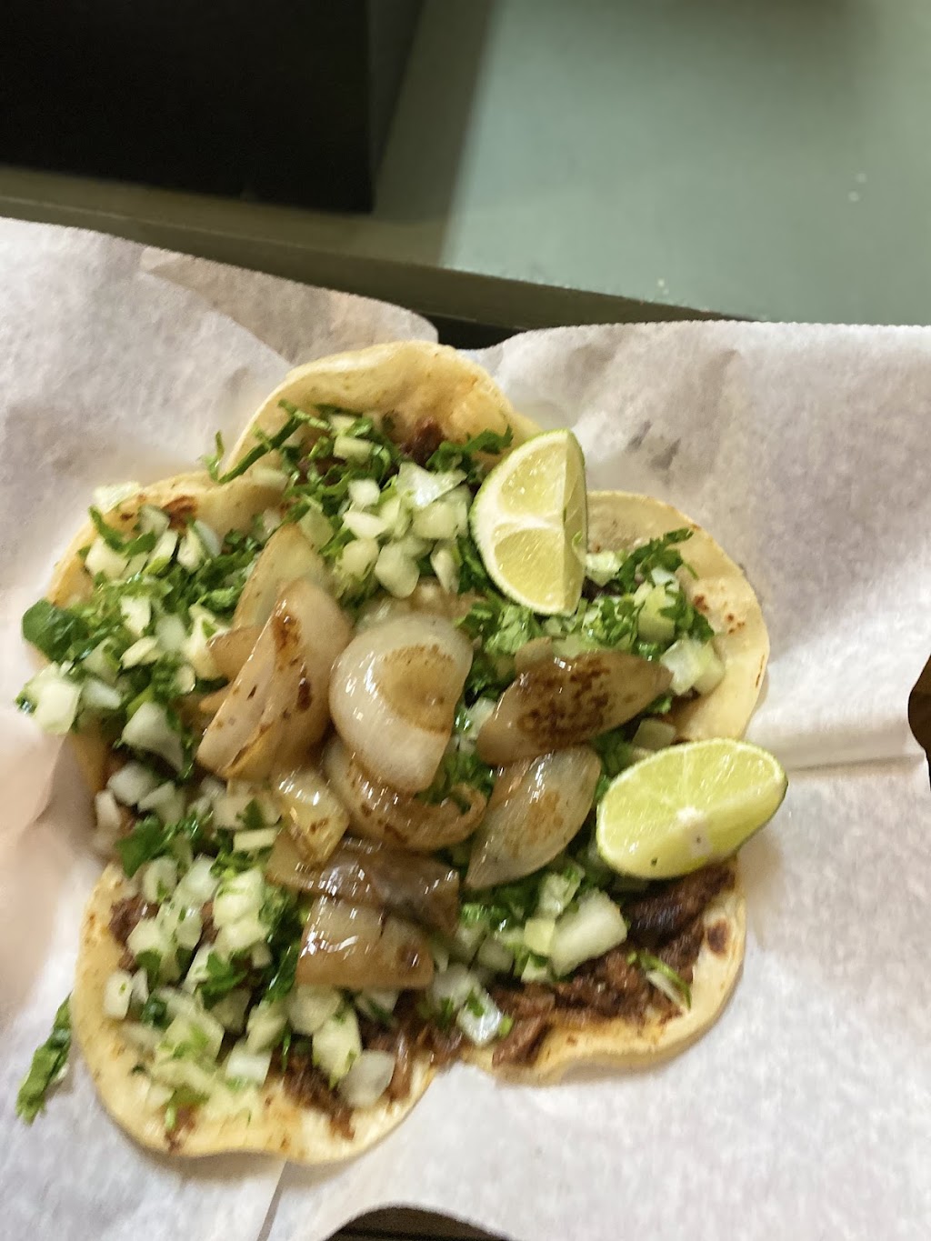 Tacos y Mariscos El Unico | 627 N Water Ave, Gallatin, TN 37066, USA | Phone: (615) 675-5625