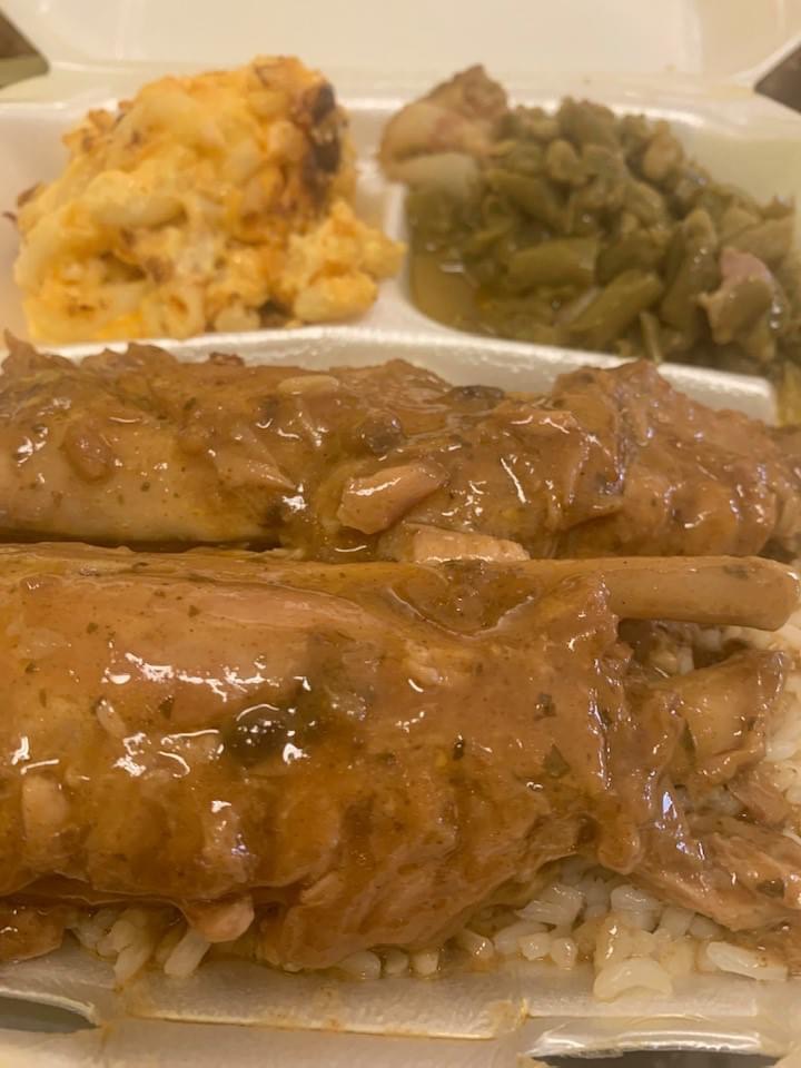 Freddie Bees Soul Food | 2350 FL-46, Sanford, FL 32771 | Phone: (407) 878-3709