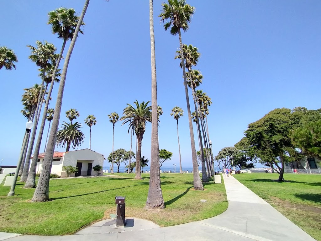 Veterans Park | 309 Esplanade, Redondo Beach, CA 90277, USA | Phone: (310) 372-1171