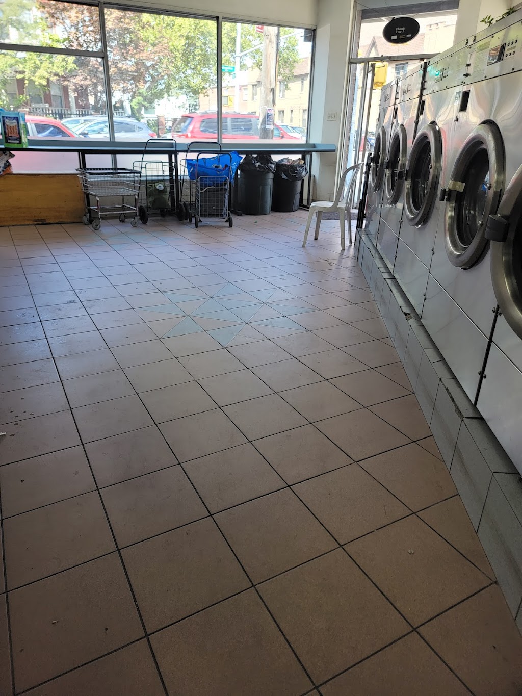 Fit Laundromat & Dry Cleaning | Ridgewood, NY 11385, USA | Phone: (718) 821-6663
