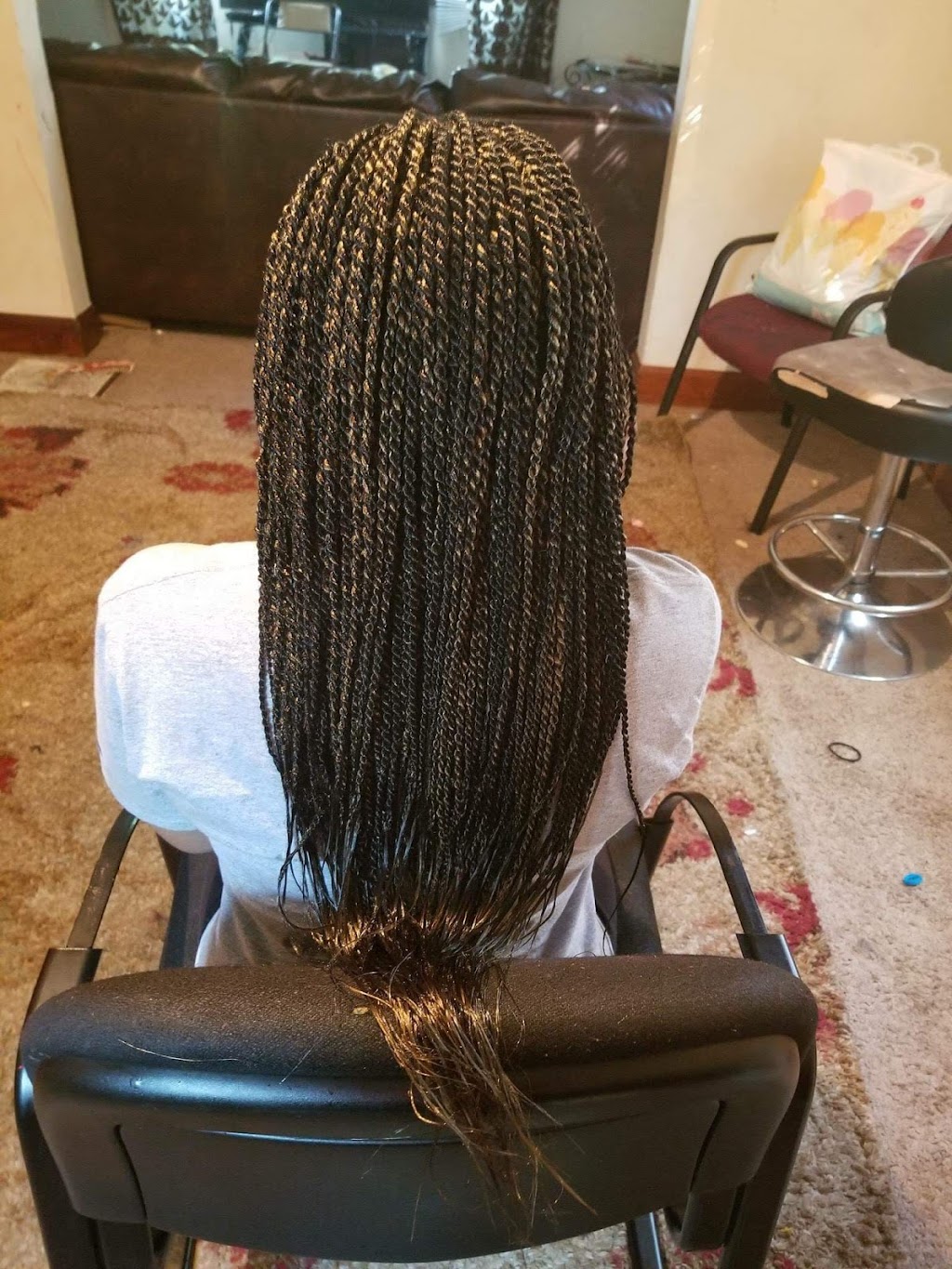 Peg African Braiding Hair | 2701 Erlene Dr, Cincinnati, OH 45238, USA | Phone: (347) 278-0051