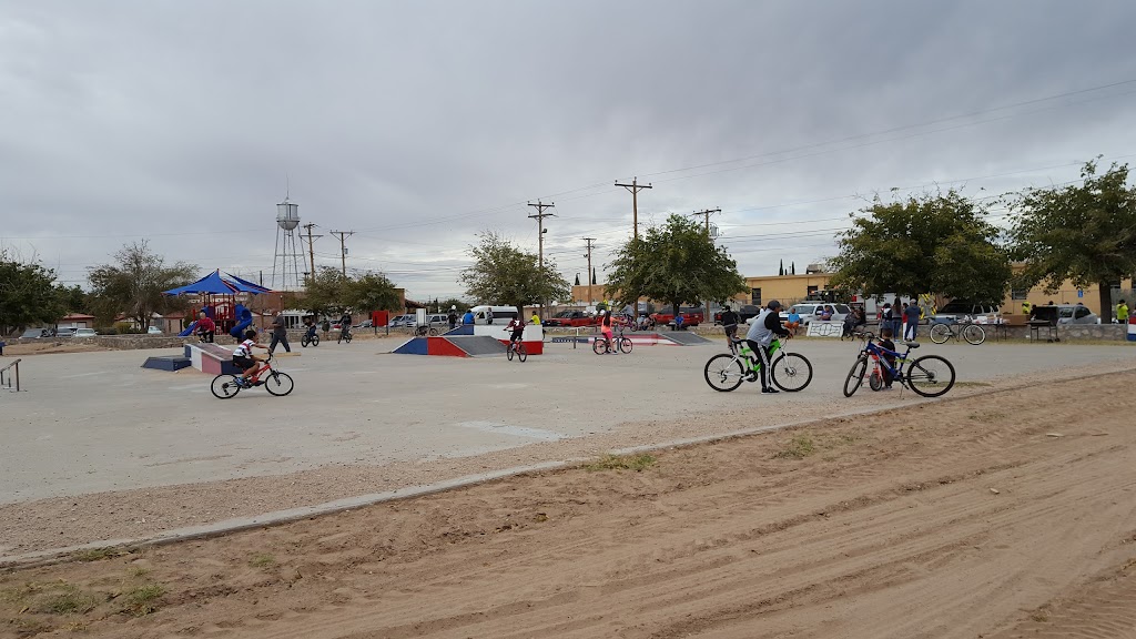 Fabens Veterans Park | 602 4th St NE, Fabens, TX 79838, USA | Phone: (915) 772-5605