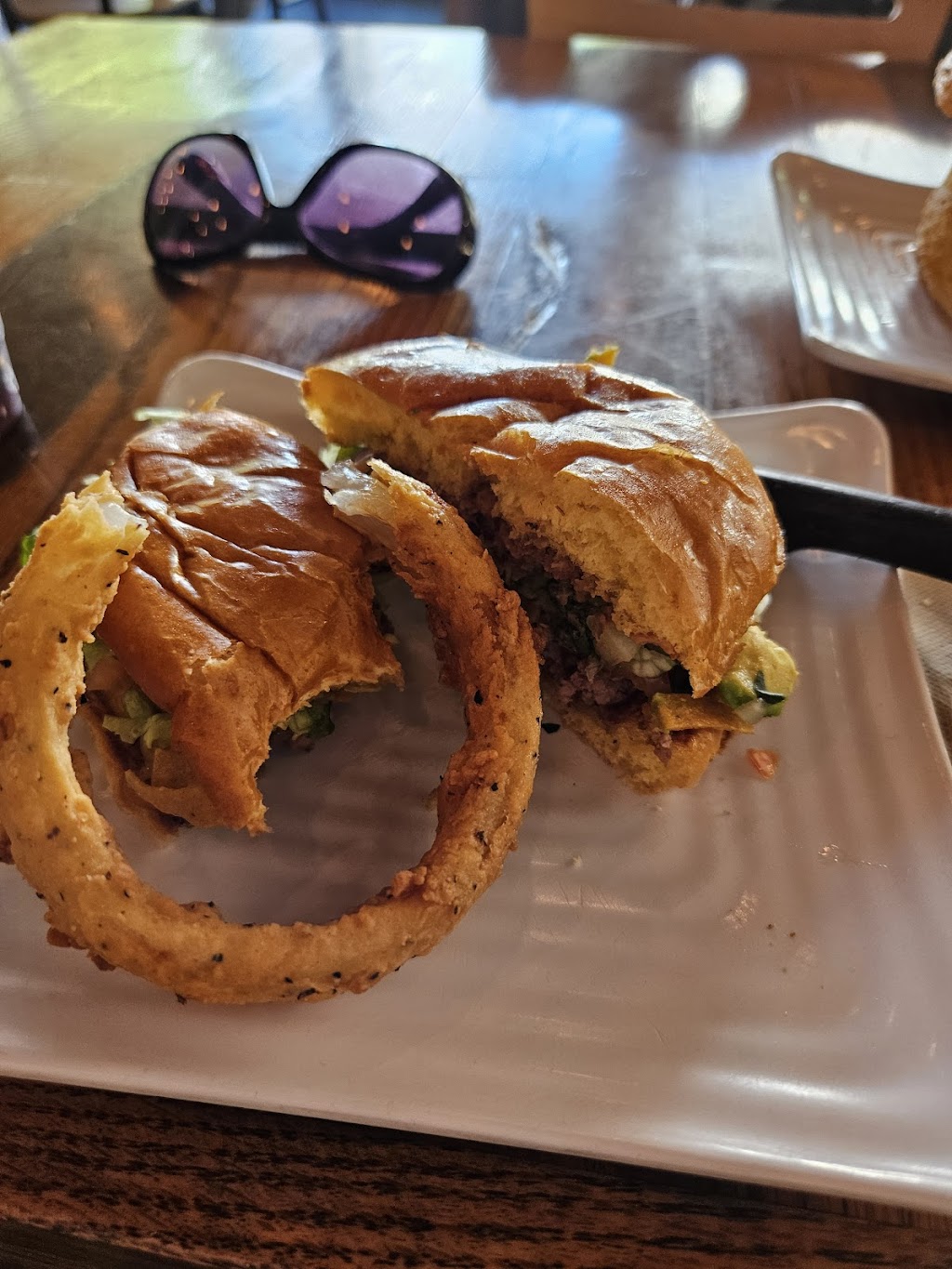 Liberty Burger | 1904 Abrams Pkwy, Dallas, TX 75214, USA | Phone: (214) 887-9999