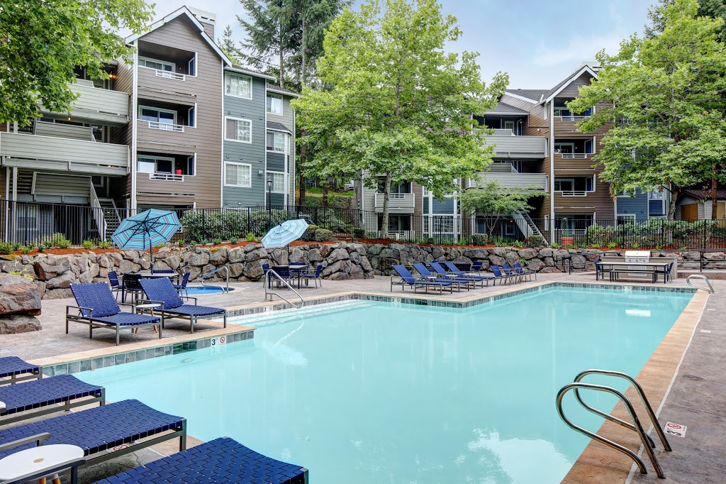 Overlook At Lakemont Apartments | 5305 Lakemont Blvd SE, Bellevue, WA 98006, USA | Phone: (425) 747-1347