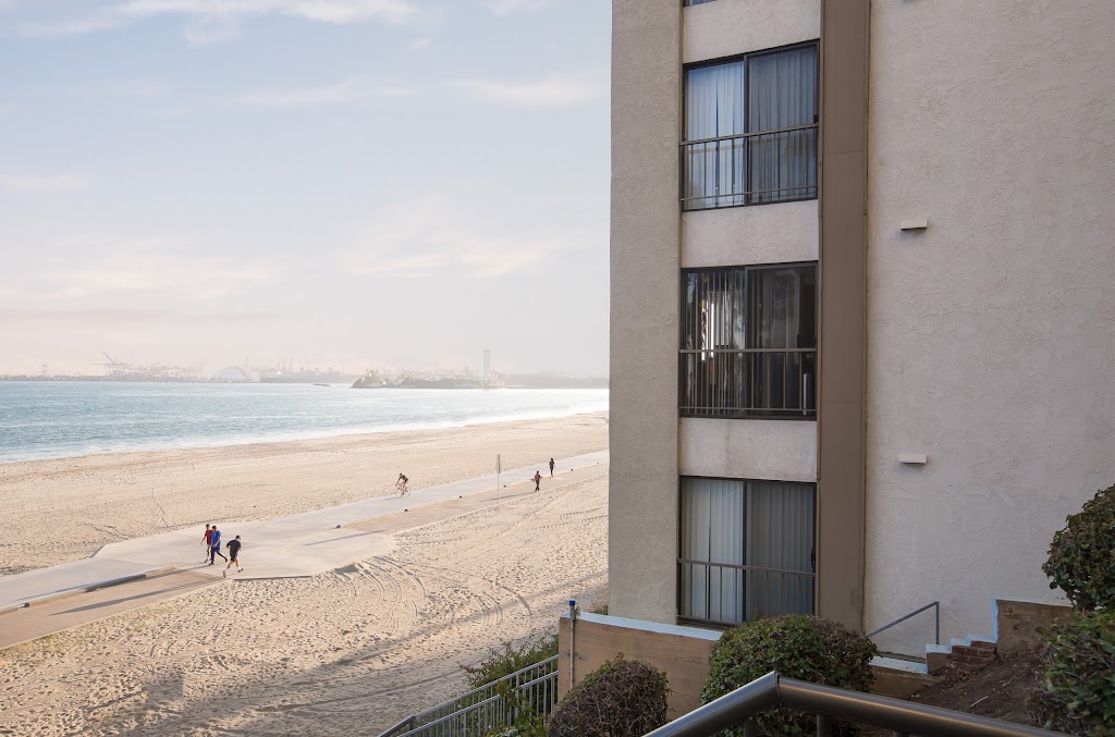Beach Villa Apartments | Photo 4 of 7 | Address: 1830 E Ocean Blvd, Long Beach, CA 90802, USA | Phone: (562) 435-2226