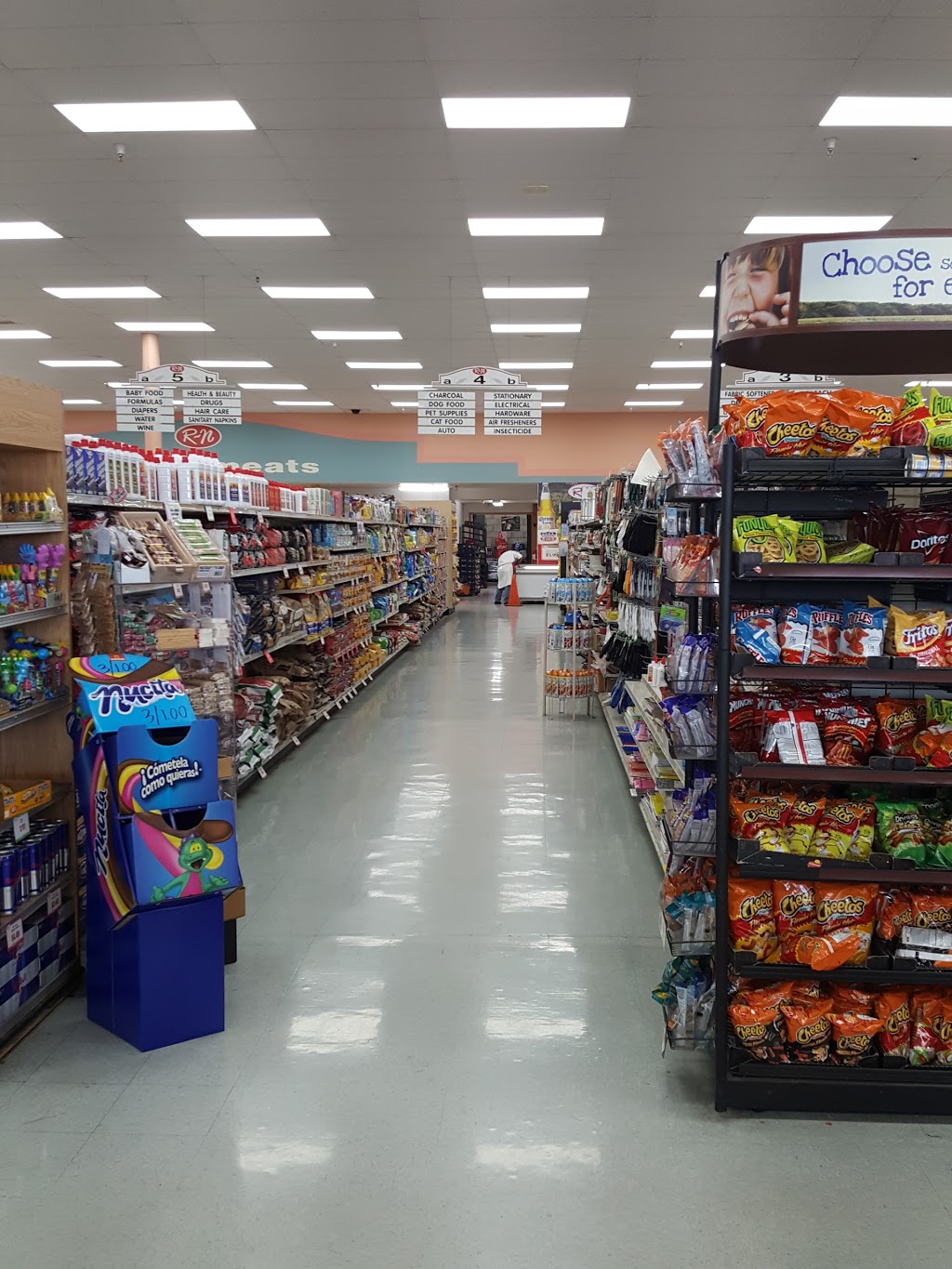 R-N Market | 13639 Manning Ave, Parlier, CA 93648, USA | Phone: (559) 646-9222