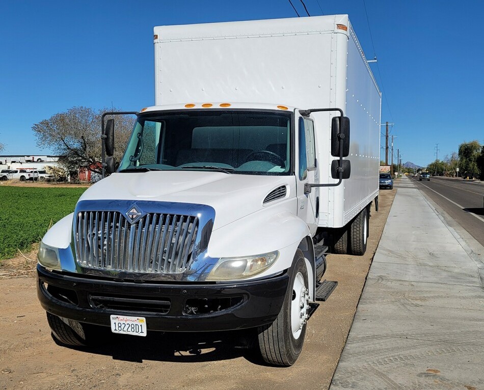 DB-Trucks | 6509 W Orangewood Ave, Glendale, AZ 85301, USA | Phone: (602) 441-4187