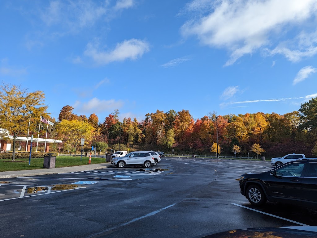 Portage Service Plaza | Milepost 197.0 – Westbound, Mantua, OH 44255, USA | Phone: (330) 297-7534