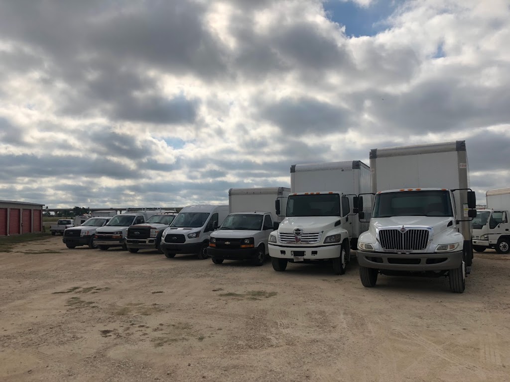 Fleetserve Truck Sales | 6650 US-79, Hutto, TX 78634, USA | Phone: (512) 759-3745