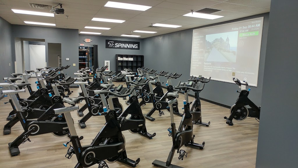 REVOLUTION GROUP FITNESS | 916 Columbus Ave #3, Lebanon, OH 45036, USA | Phone: (513) 968-3099