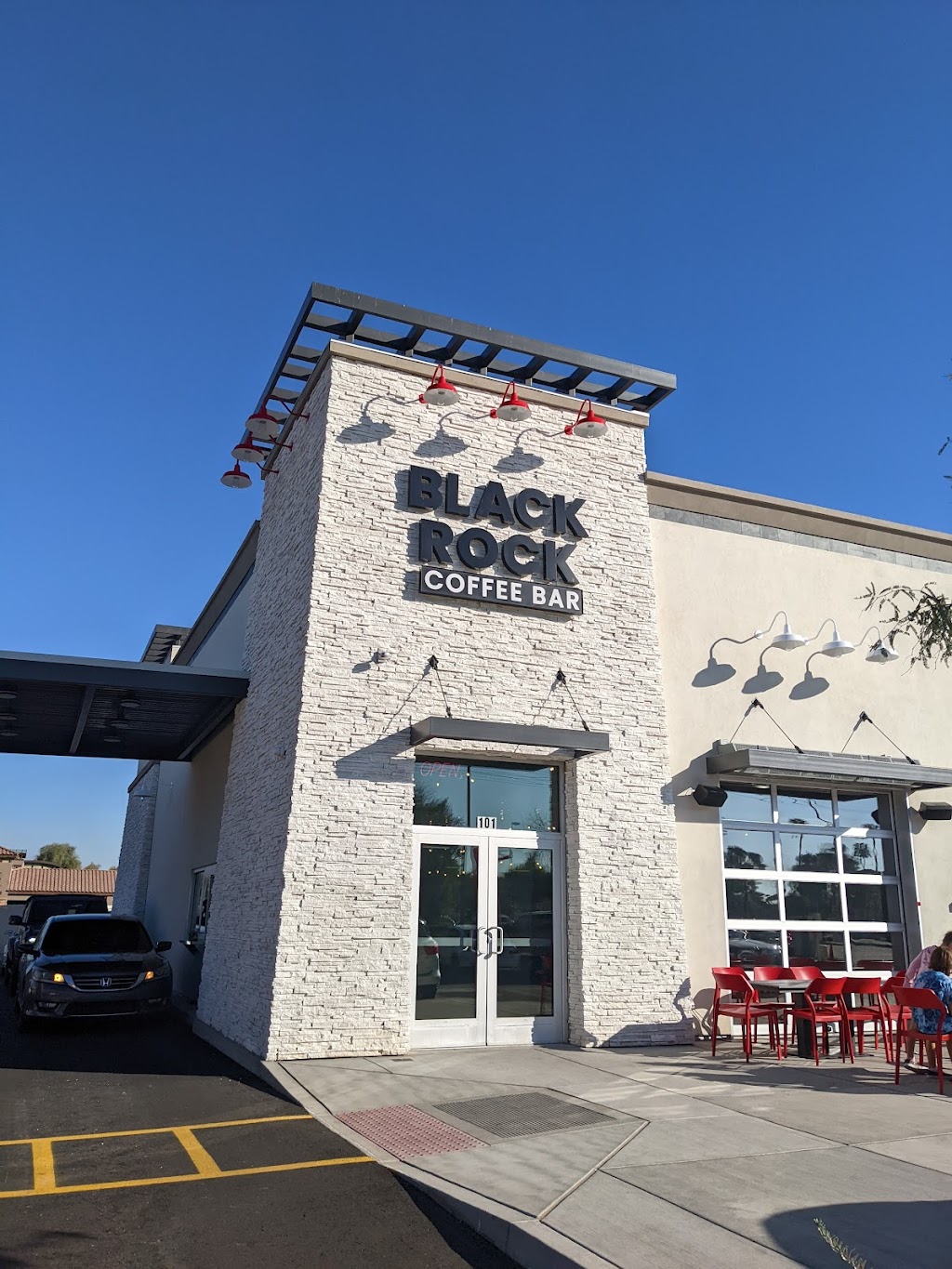 Black Rock Coffee Bar | 1202 W Broadway Rd, Tempe, AZ 85282, USA | Phone: (623) 663-1174