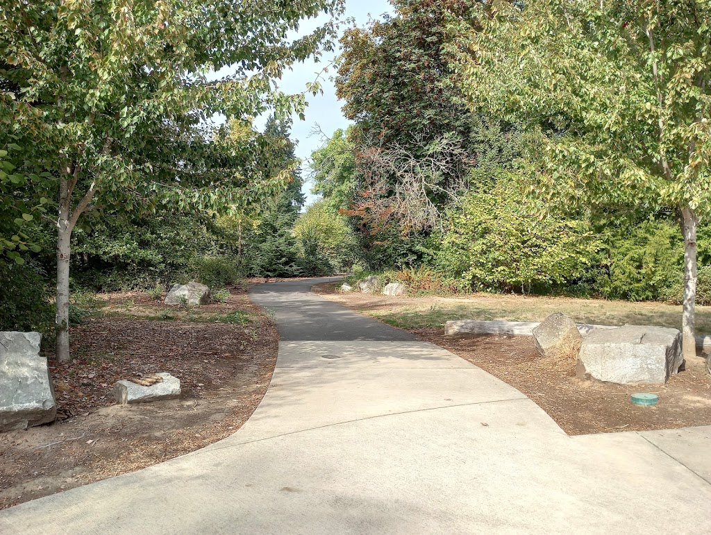 Chinook Neighborhood Park | 718 NW 142nd St, Vancouver, WA 98685, USA | Phone: (360) 397-2000