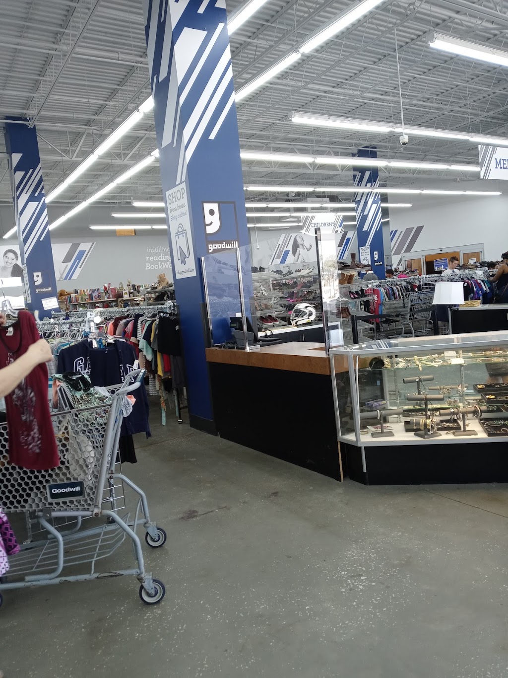 Goodwill - Leesburg | 10600 US-441, Leesburg, FL 34788, USA | Phone: (352) 404-7755