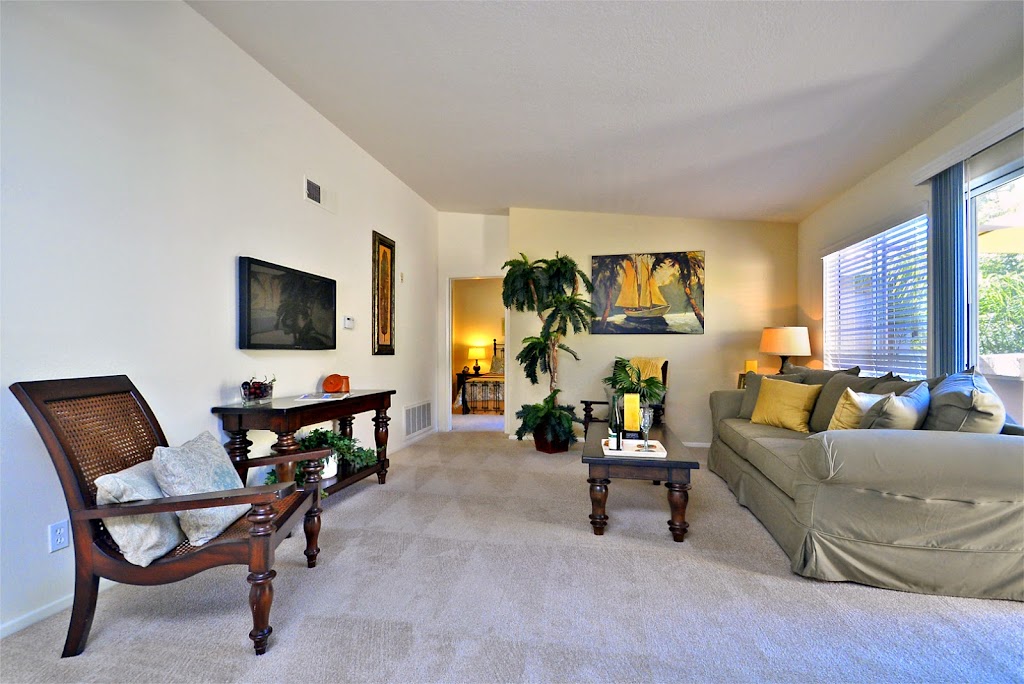 Barcelona Resort Apartments | 23592 Windsong, Aliso Viejo, CA 92656, USA | Phone: (949) 362-7000