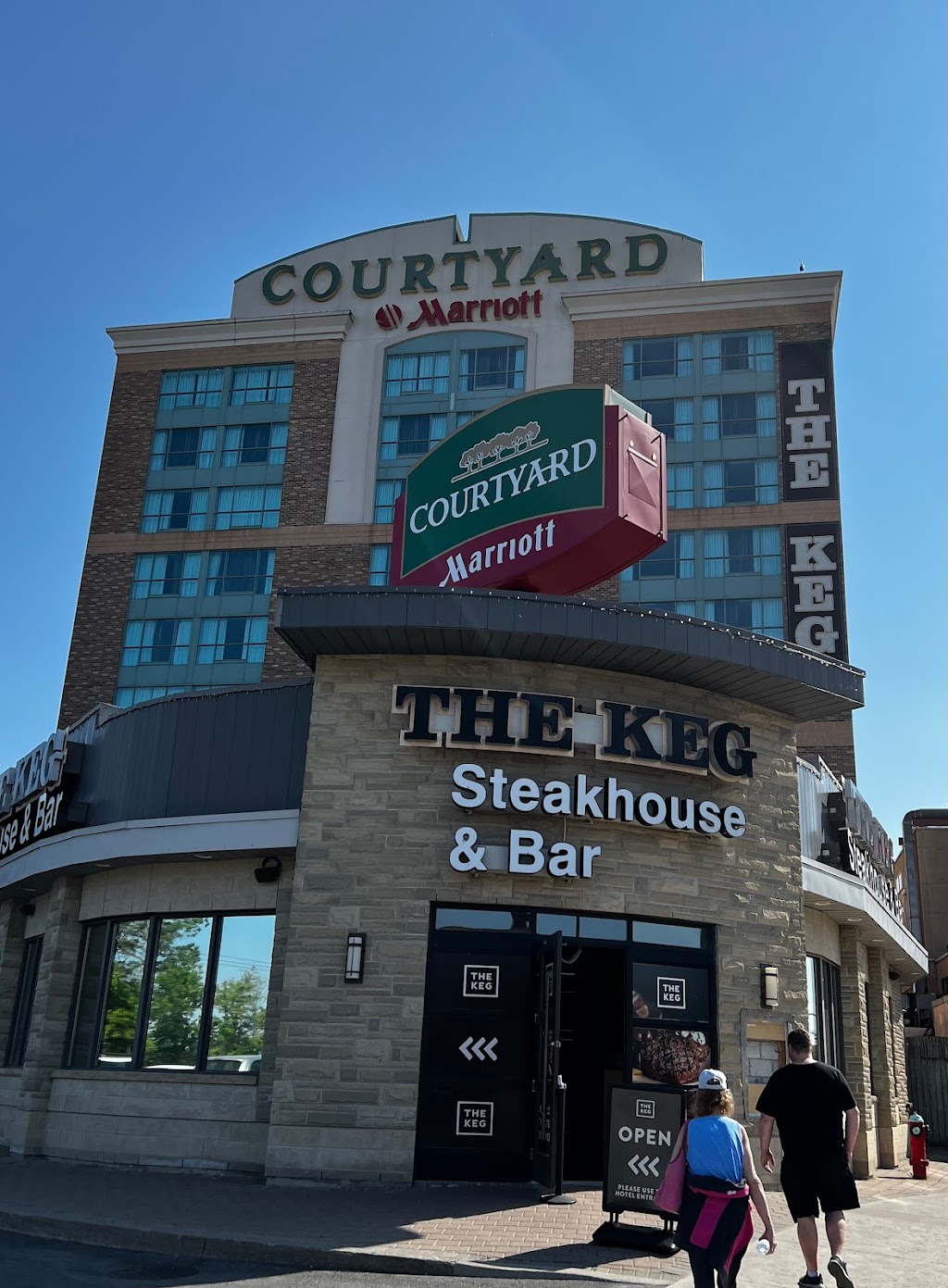 The Keg Steakhouse + Bar - Niagara Falls Courtyard Marriott | 5950 Victoria Ave, Niagara Falls, ON L2G 3L7, Canada | Phone: (905) 353-4022