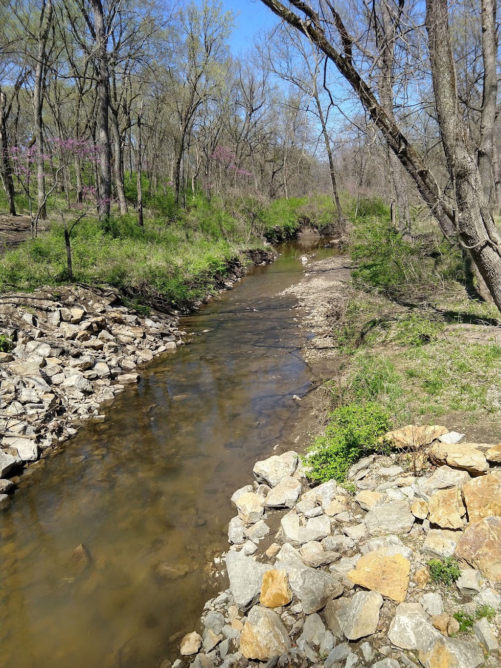 Ernie Miller Park & Nature Center | 909 North, KS-7, Olathe, KS 66061, USA | Phone: (913) 826-2800