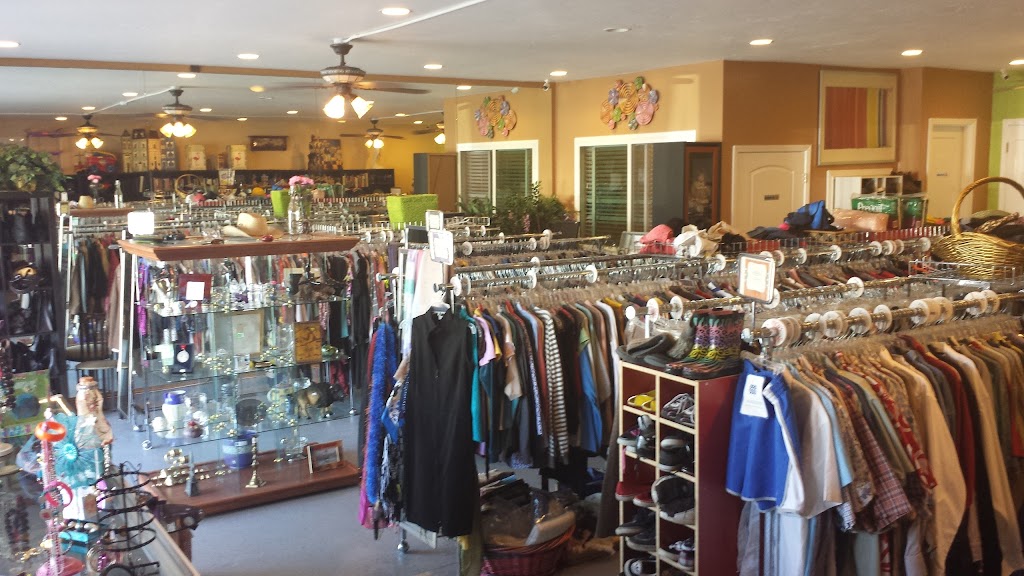 5th Avenue Family Thrift Mart | 110 Fifth Ave, Redwood City, CA 94063, USA | Phone: (650) 361-9400
