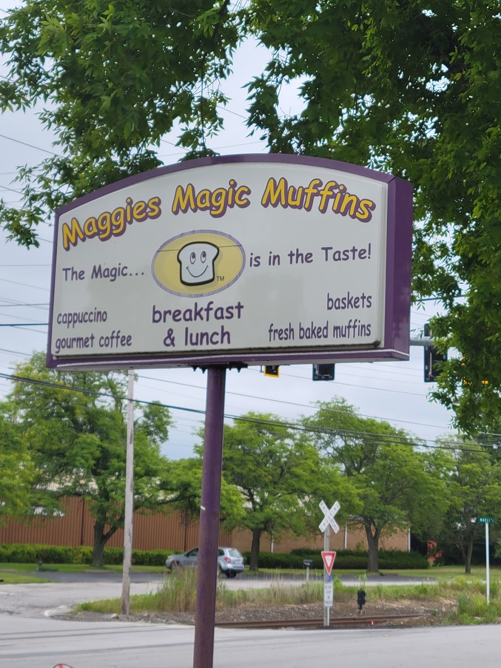 Maggies Magic Muffins | 7932 Southern Blvd, Boardman, OH 44512, USA | Phone: (330) 965-7400