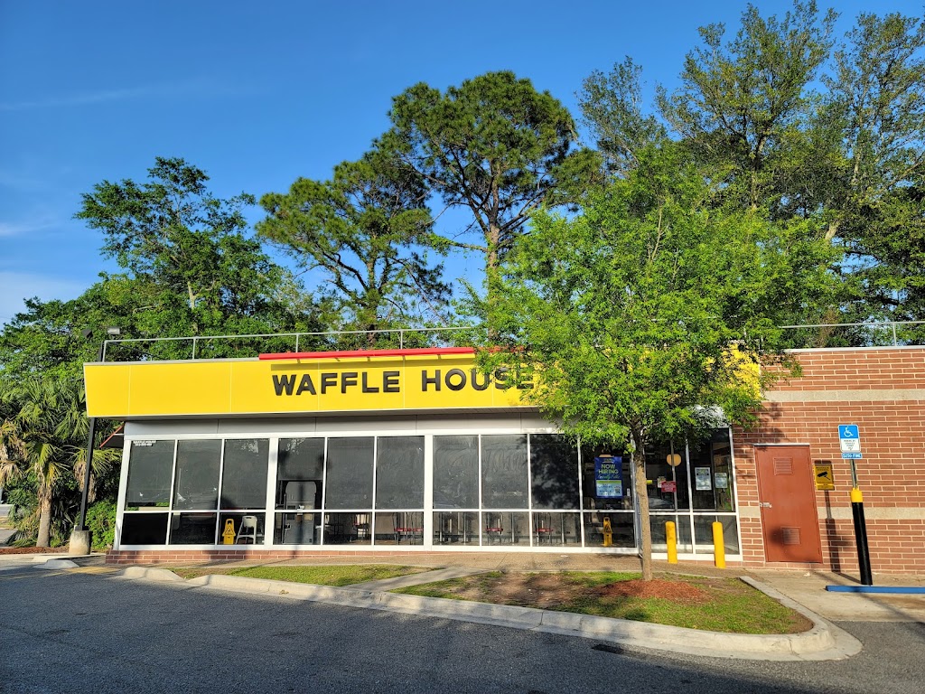 Waffle House | 1072 Airport Rd, Jacksonville, FL 32218, USA | Phone: (904) 741-3731