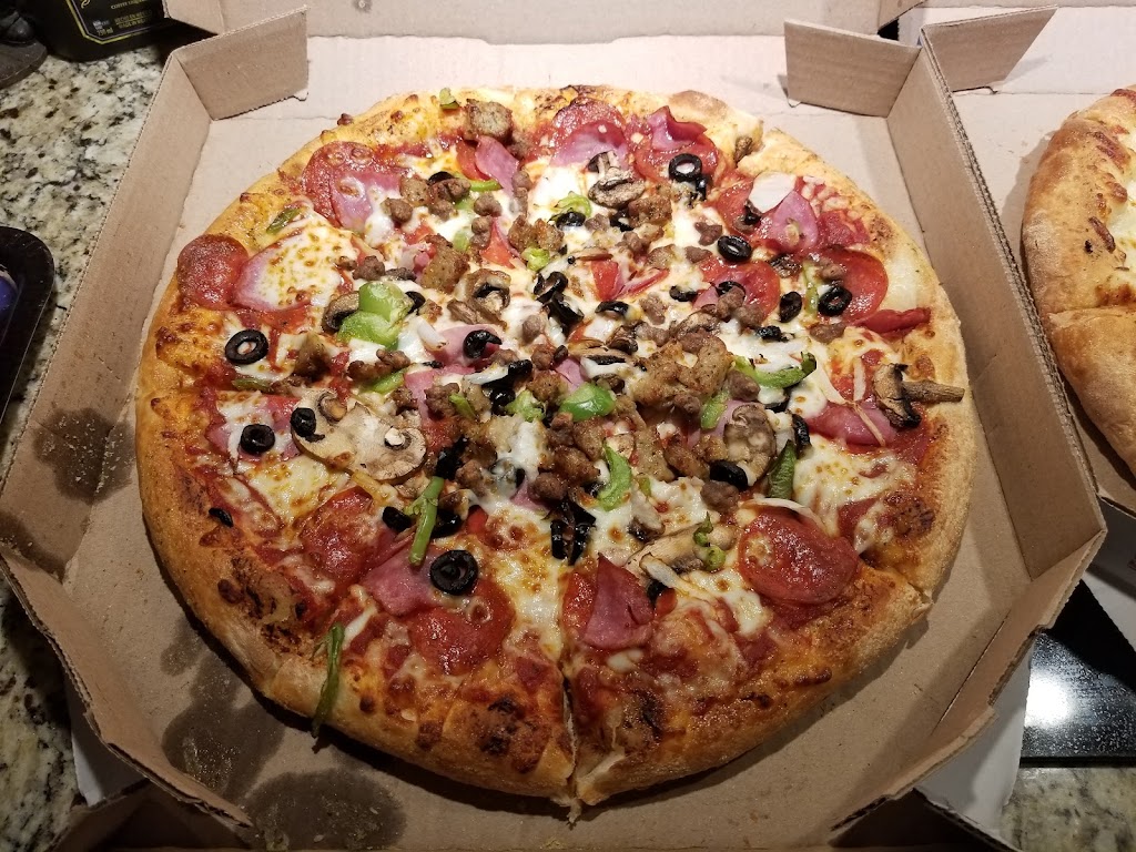 Dominos Pizza | 3005 W Bullard Ave Ste 101, Fresno, CA 93711, USA | Phone: (559) 229-1515