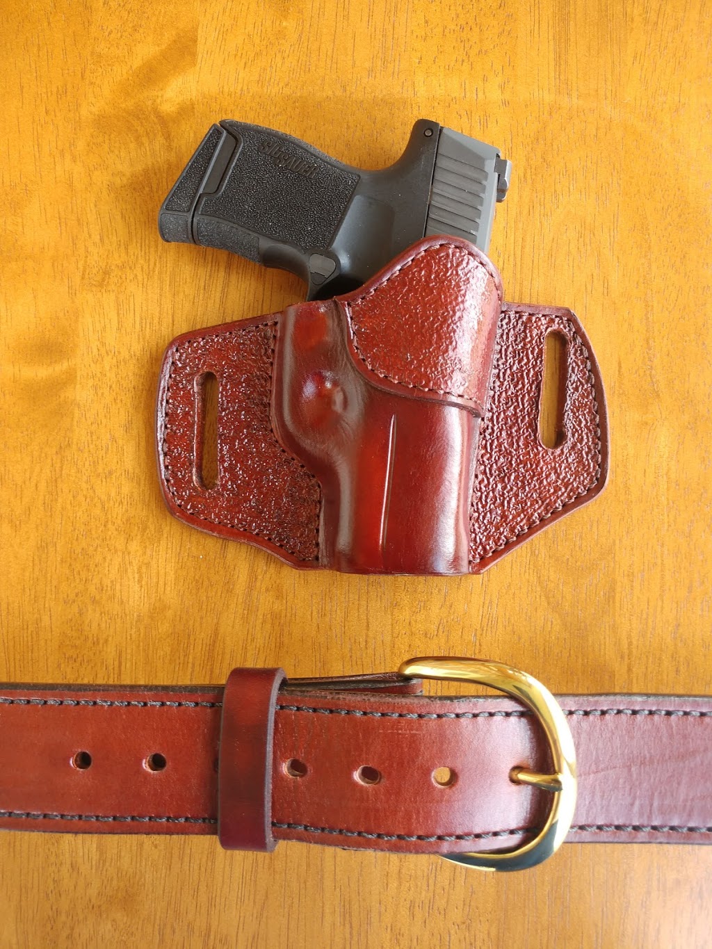 Bear Creek Holsters | 1057 Fallen Oak, New Braunfels, TX 78132, USA | Phone: (830) 227-5112