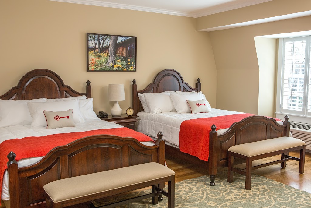 Mills Park Hotel | 321 Xenia Ave, Yellow Springs, OH 45387, USA | Phone: (937) 319-0400