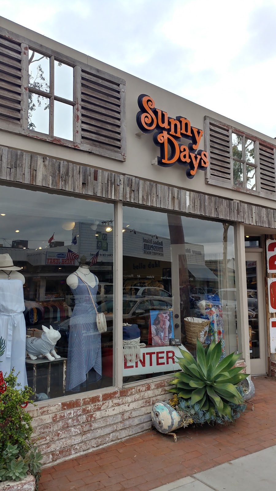 Sunny Days | 207 Marine Ave, Balboa Island, CA 92662, USA | Phone: (949) 566-9001