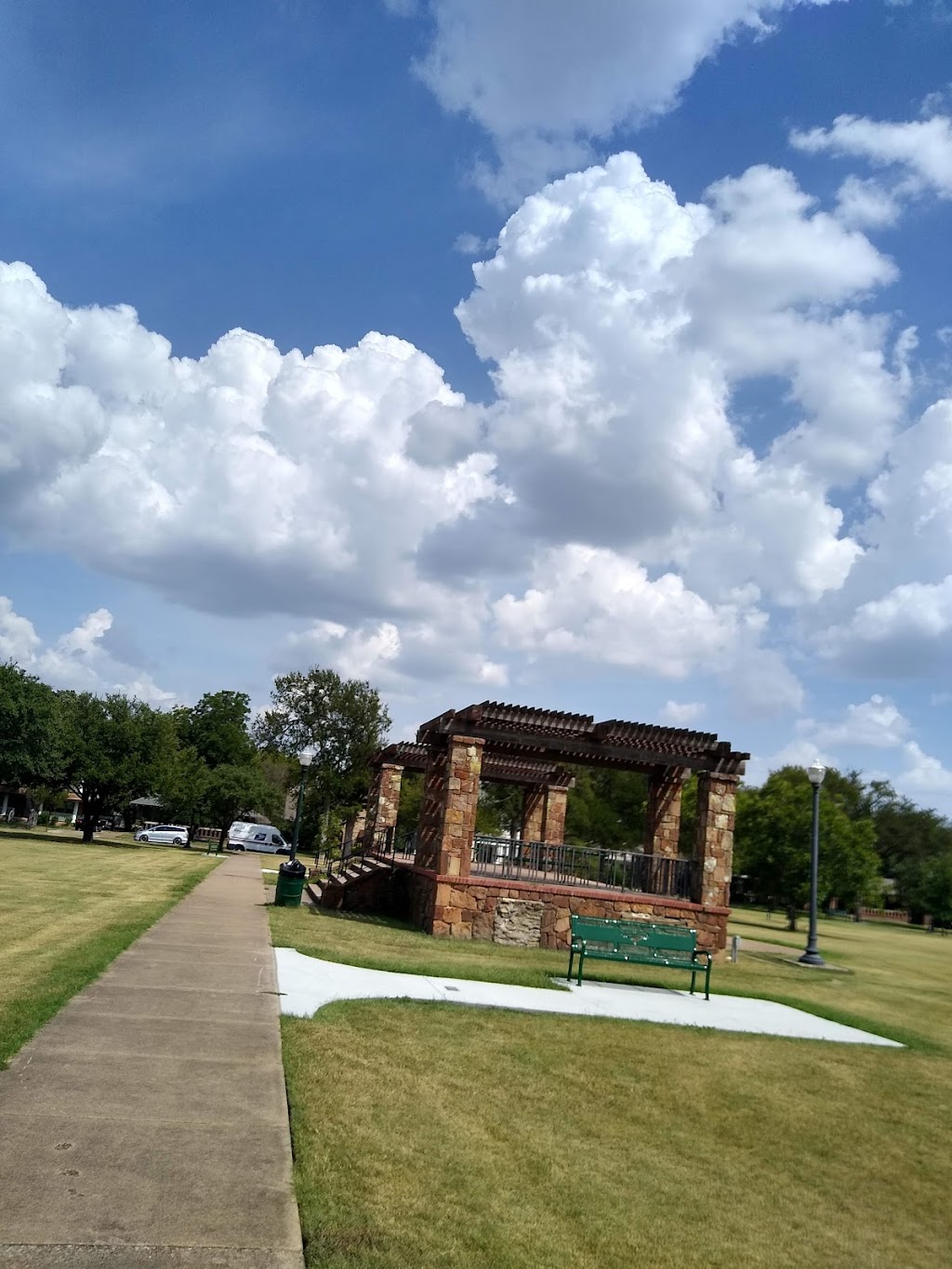 Capps Park | 907 W Berry St, Fort Worth, TX 76110, USA | Phone: (817) 392-5700