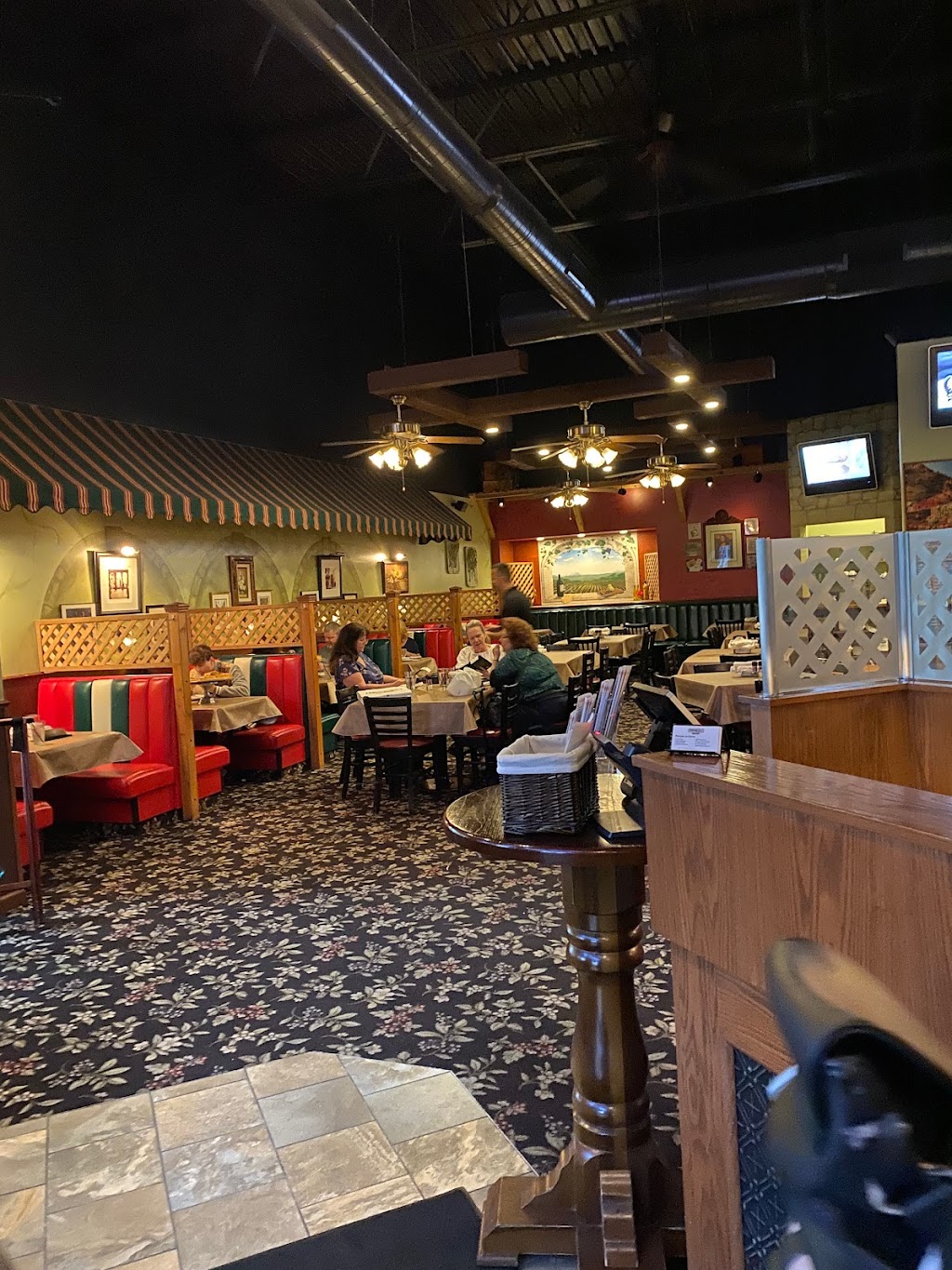 Penne Lane Italian Restaurant | 44905 Morley Dr, Clinton Twp, MI 48036, USA | Phone: (586) 741-5583