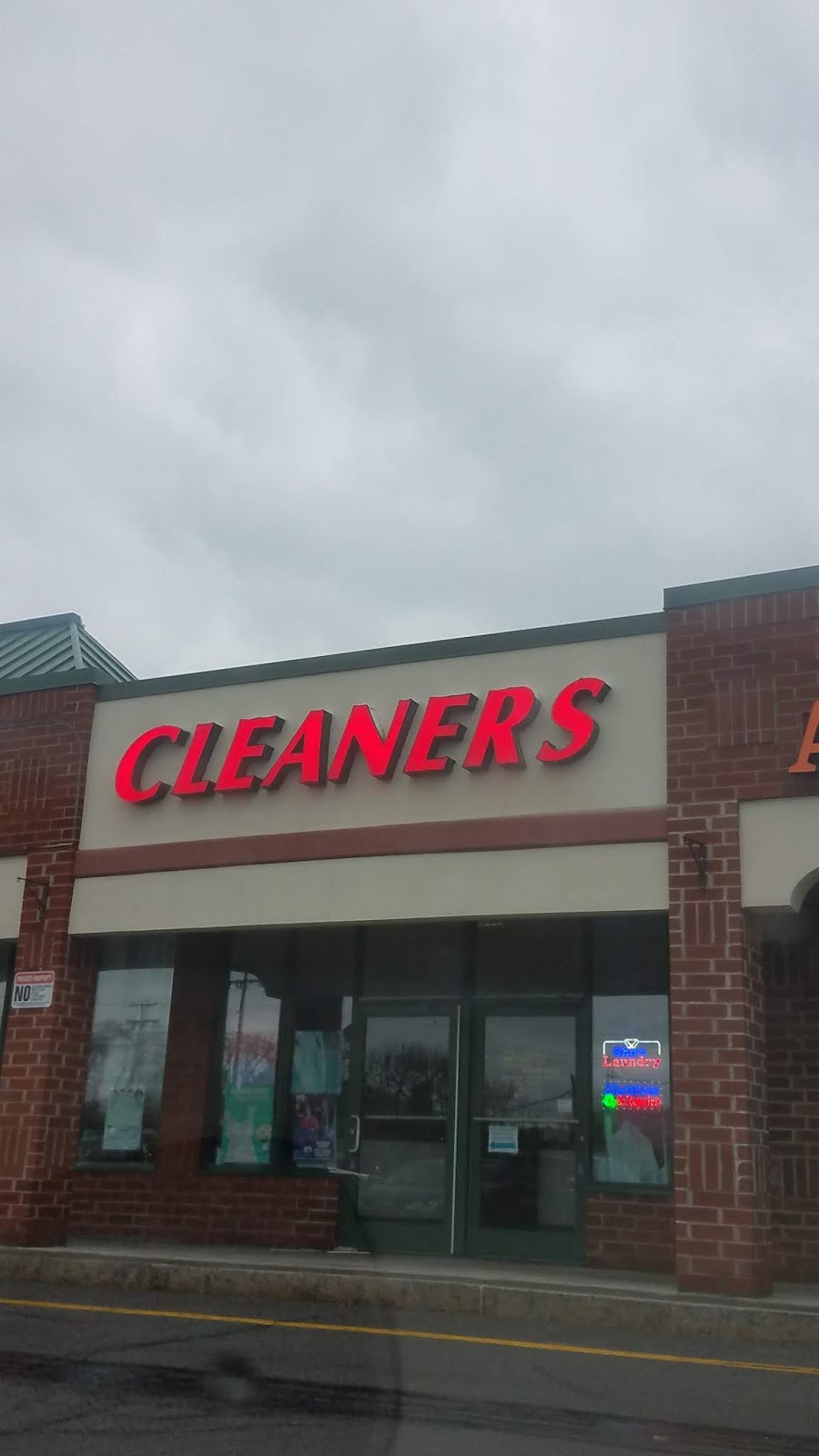 Quality Dry Cleaners & Tailoring | 4334, 1704 Western Ave Unit 6, Albany, NY 12203 | Phone: (518) 456-4046