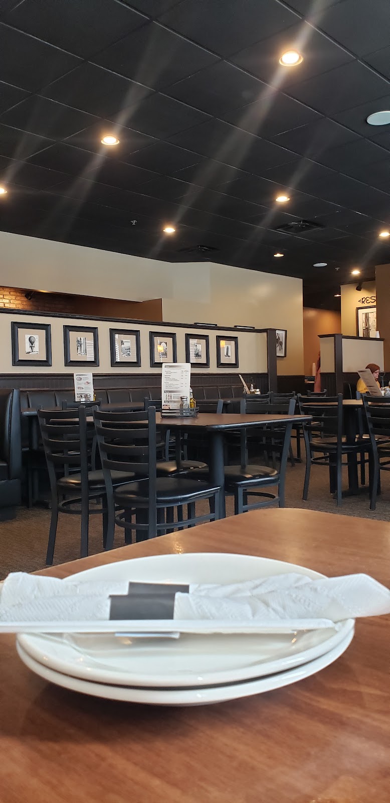 Zianos Italian Eatery | 10520 Maysville Rd, Fort Wayne, IN 46815, USA | Phone: (260) 245-0341