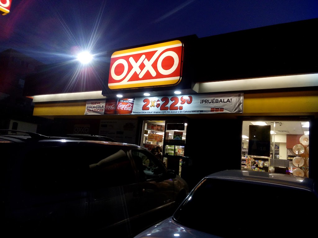 Oxxo Santos | C. Pacifico 10073B, Terrazas del Pacífico, 22644 Tijuana, B.C., Mexico | Phone: 664 621 5318