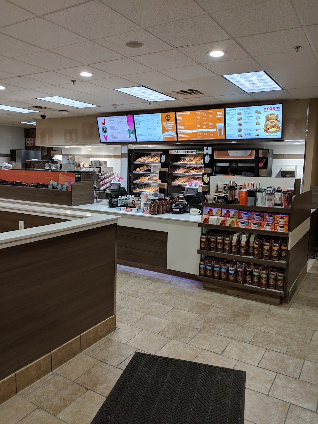 Dunkin Donuts #346755 | 1467 NJ-23, Wayne, NJ 07470, USA | Phone: (800) 627-3999