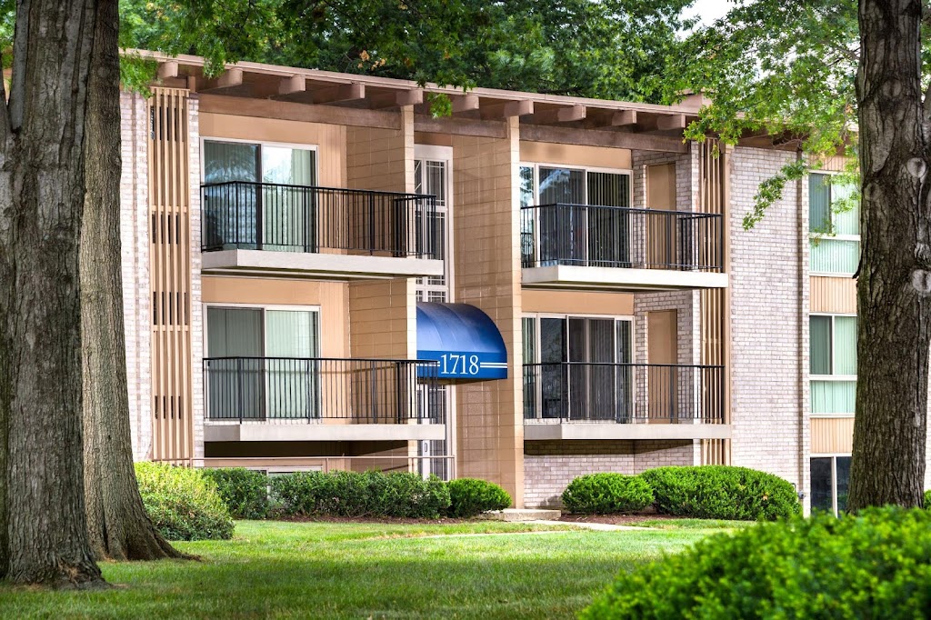 Lansdowne Village Apartments | 1720 Brightseat Rd, Hyattsville, MD 20785 | Phone: (301) 484-1000